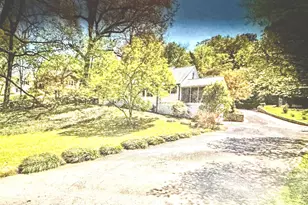 323 Trammell St, Calhoun, GA 30701 - Photo 1