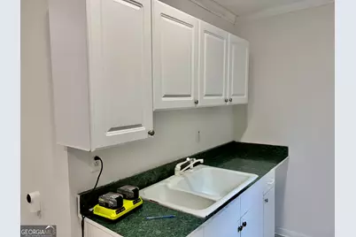 323 Trammell Street, Calhoun, GA 30701 - Photo 11