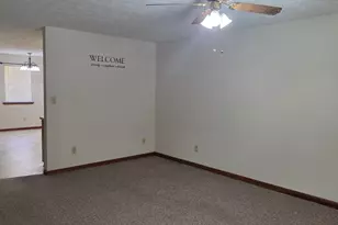8437 Pineland Dr, Jonesboro, GA 30238 - Photo 7