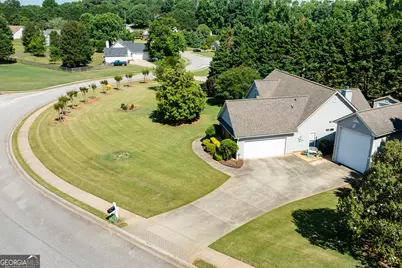 153 Bailey Drive, Jefferson, GA 30549 - Photo 3