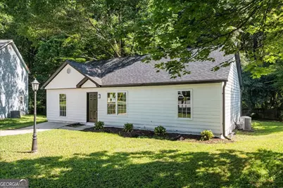 245 Antebellum Circle, Riverdale, GA 30274 - Photo 5