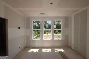 642 Memphis Dr, Scottdale, GA 30079 - Photo 9