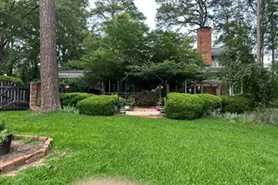 810 Stewart Ave, Union Point, GA 30669 - Photo 33