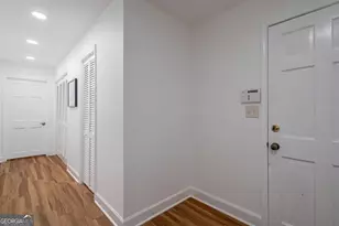 1002 Defoors Mill Dr NW, Atlanta, GA 30318 - Photo 27