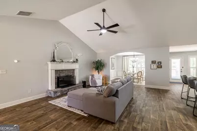 621 Lake Vista Drive, Jefferson, GA 30549 - Photo 13