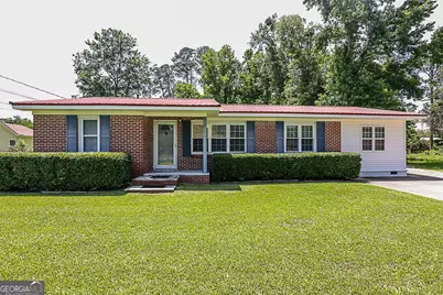 7 Oak Street, Bloomingdale, GA 31302 - Photo 1