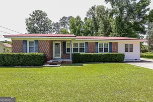 7 Oak St, Bloomingdale, GA 31302 - Photo 1