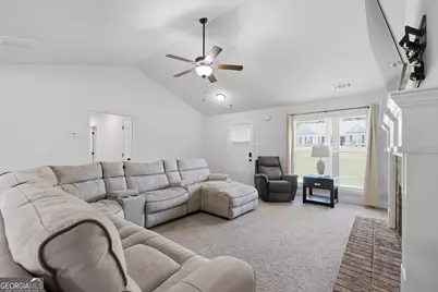 381 Riley Circle NW, Milledgeville, GA 31061 - Photo 9