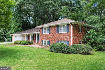 3135 Wanda Woods Drive, Atlanta, GA 30340 - Photo 3