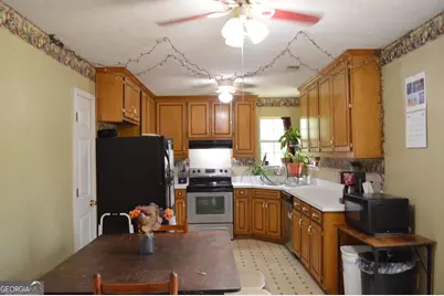 130 Riverbrooke Trl, Covington, GA 30016 - Photo 3