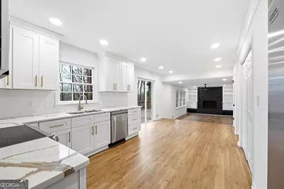 2958 Applewood Court NE, Atlanta, GA 30345 - Photo 5
