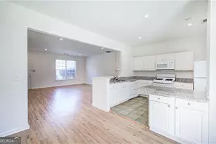 62 Highoak Dr NE, Marietta, GA 30066 - Photo 11