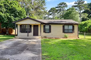 1252 Labelle St, Jonesboro, GA 30238 - Photo 1