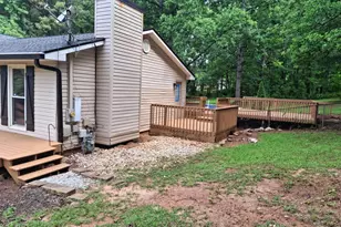 105 Elberta Dr, Newnan, GA 30265 - Photo 5