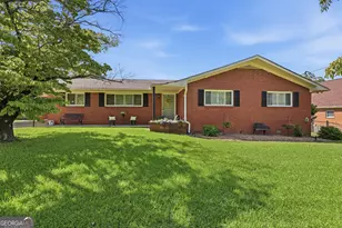 289 Skyline Dr, Toccoa, GA 30577 - Photo 1