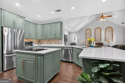 98 Prestwick Drive, Lagrange, GA 30241 - Photo 9