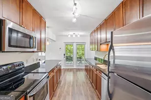 750 Dalrymple Rd, Atlanta, GA 30328 - Photo 15