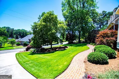 423 N Lakeshore, Carrollton, GA 30117 - Photo 11