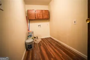 7598 Connell Dr, Jonesboro, GA 30236 - Photo 7