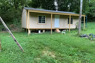 409 Florence St, Rossville, GA 30741 - Photo 1