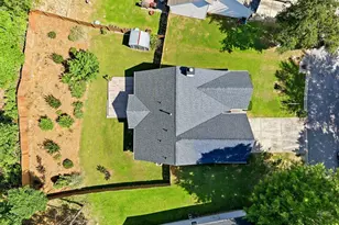 6141 Red Top Loop, Fairburn, GA 30213 - Photo 3