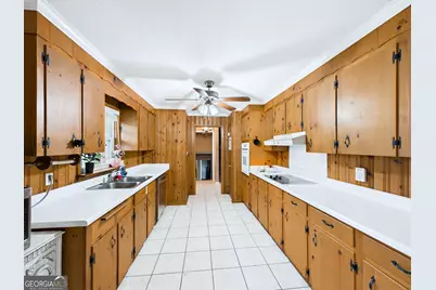 3851 Woodside Drive, Macon, GA 31206 - Photo 5