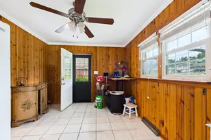 3851 Woodside Dr, Macon, GA 31206 - Photo 9