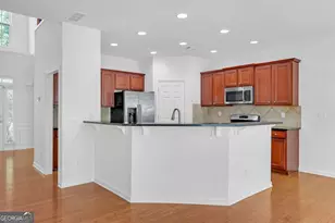 5608 Avonley Creek Dr, Sugar Hill, GA 30518 - Photo 5