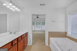 5608 Avonley Creek Dr, Sugar Hill, GA 30518 - Photo 15
