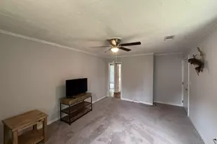 1044 Earle St, Thomson, GA 30824 - Photo 25