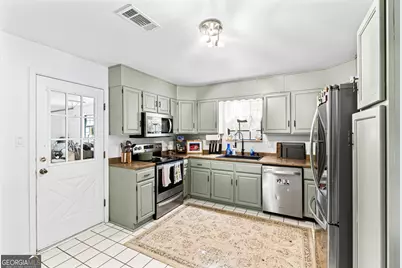 121 Barnesdale Drive, Warner Robins, GA 31093 - Photo 13