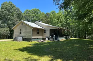 996 Grove Level Rd, Maysville, GA 30558 - Photo 1