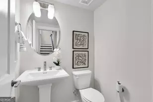 1053 Brandsford St NW, Atlanta, GA 30318 - Photo 27