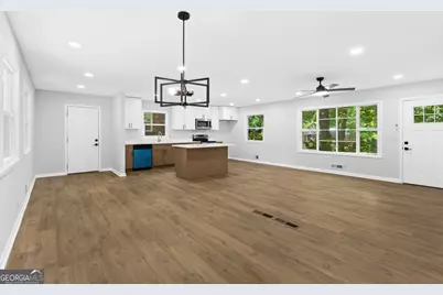 471 Mount Vista Road, Stone Mountain, GA 30087 - Photo 5