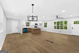 471 Mt Vista Rd, Stone Mountain, GA 30087 - Photo 5