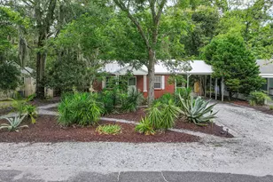 506 Bailey St, Saint Marys, GA 31558 - Photo 5