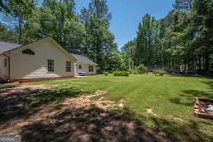 40 4 Oaks Dr, Newnan, GA 30263 - Photo 21
