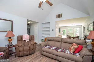 40 4 Oaks Dr, Newnan, GA 30263 - Photo 5