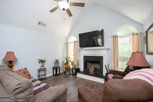 40 4 Oaks Dr, Newnan, GA 30263 - Photo 3