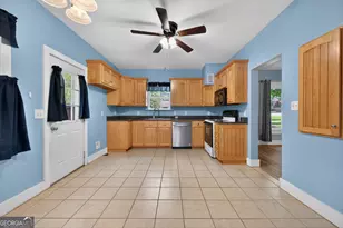 98 S 5th St, Colbert, GA 30628 - Photo 13