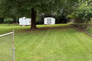 1519 Oakview, Griffin, GA 30223 - Photo 29