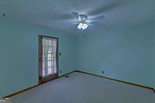 211 Hilltop Ln, Toccoa, GA 30577 - Photo 23
