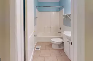 4052 W Johnson Cir, Chamblee, GA 30341 - Photo 15