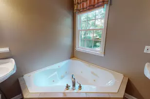 4052 W Johnson Cir, Chamblee, GA 30341 - Photo 13