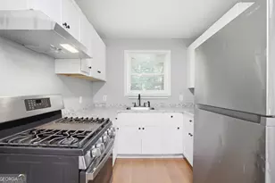 2043 Claude St NW, Atlanta, GA 30318 - Photo 11