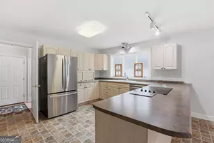 205 Mill Creek Cir, Martin, GA 30557 - Photo 11