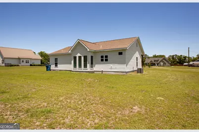 3620 Tanner Lane, Waycross, GA 31503 - Photo 9