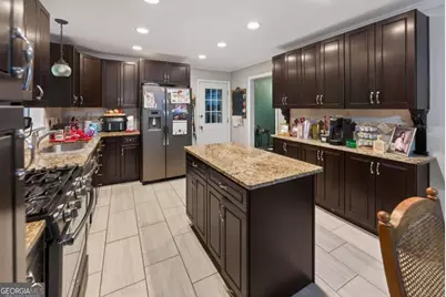 940 Chesterfield Drive, Marietta, GA 30066 - Photo 13
