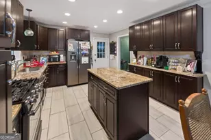 940 Chesterfield Dr, Marietta, GA 30066 - Photo 13