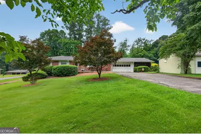940 Chesterfield Drive, Marietta, GA 30066 - Photo 3